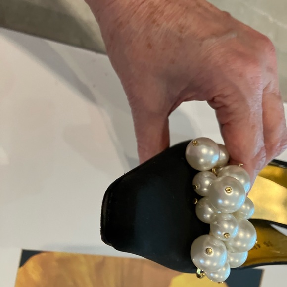 Pearl gorgeous great condition. 8 M $60 now $40 - Picture 4 of 11